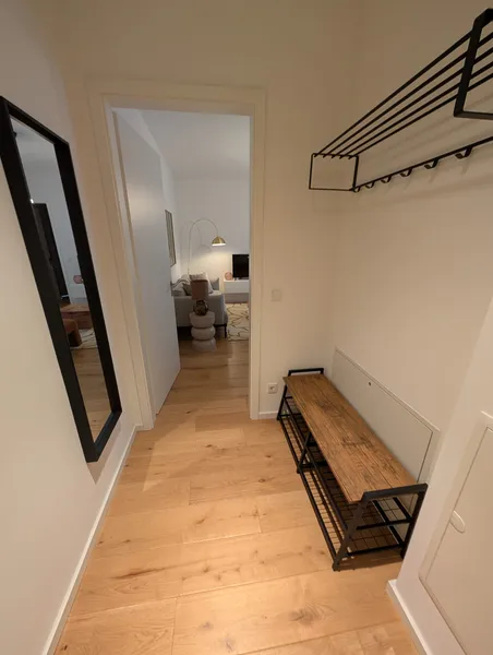 Stilvoll eingerichtete  2-Zimmer-Neubauwohnung mit Balkon in Berlin Mitte — photo 1